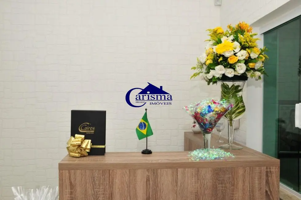 Sobrado com 4 quartos para alugar, 290m2 em Parque Novo Oratório, Santo Andre - SP - imagem 6 Foto 6 de Sobrado com 4 quartos para alugar, 290m2 em Parque Novo Oratório, Santo Andre - SP