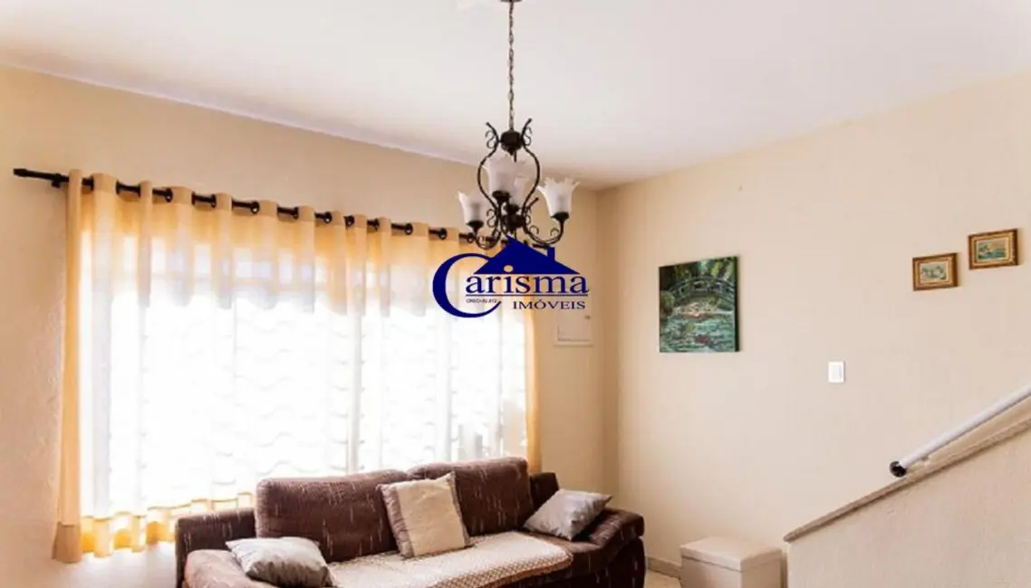 Foto 3 de Sobrado com 3 quartos para alugar, 185m2 em Campestre, Santo Andre - SP