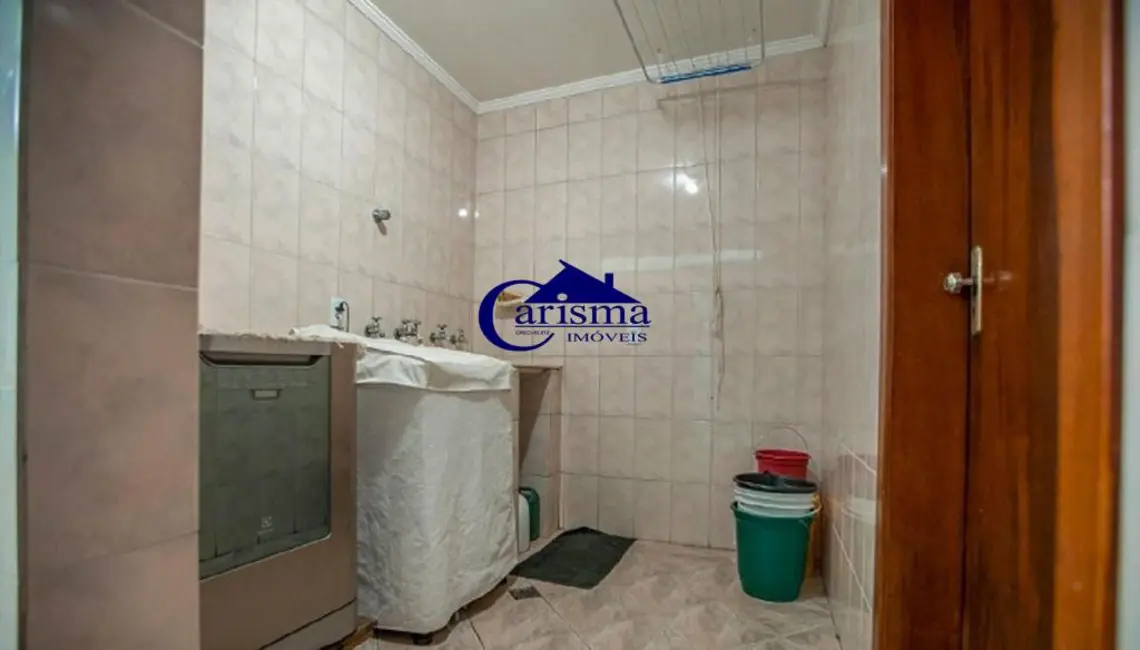 Sobrado com 3 quartos para alugar, 360m2 em Campestre, Santo Andre - SP - imagem 3 Foto 3 de Sobrado com 3 quartos para alugar, 360m2 em Campestre, Santo Andre - SP