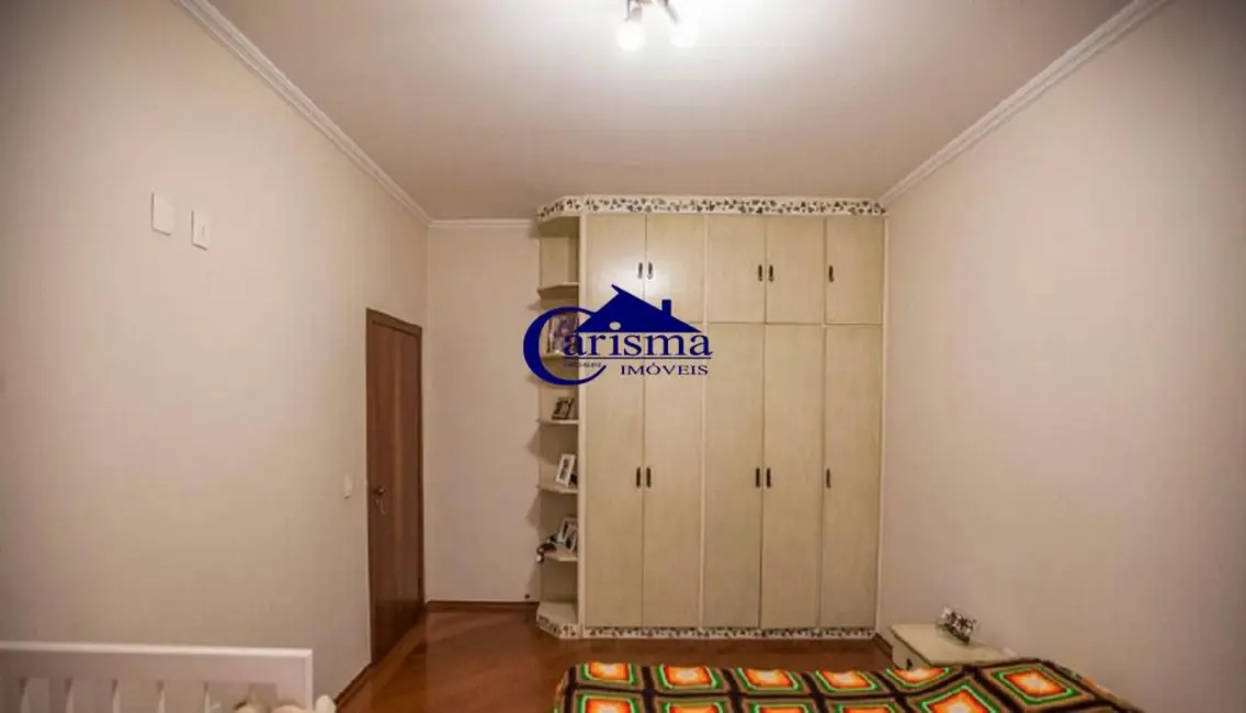 Sobrado com 3 quartos para alugar, 360m2 em Campestre, Santo Andre - SP - imagem 5 Foto 5 de Sobrado com 3 quartos para alugar, 360m2 em Campestre, Santo Andre - SP