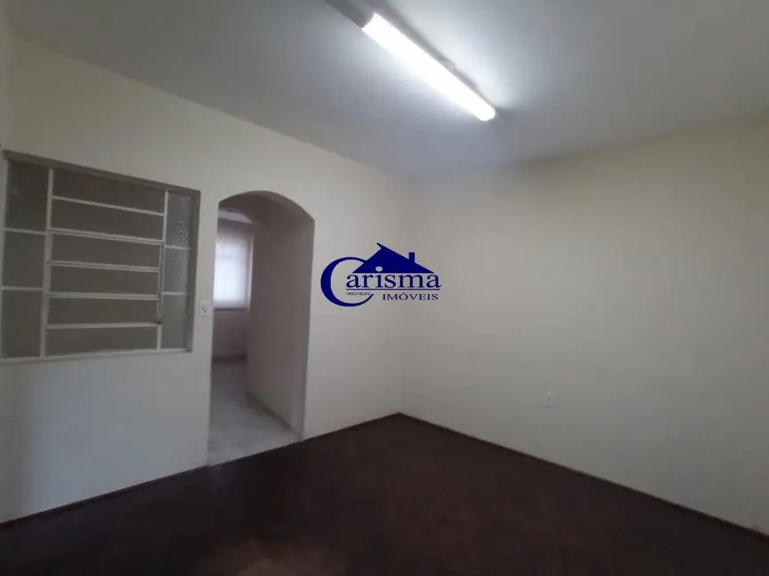 Foto 1 de Casa com 1 quarto para alugar, 80m2 em Vila Bastos, Santo Andre - SP
