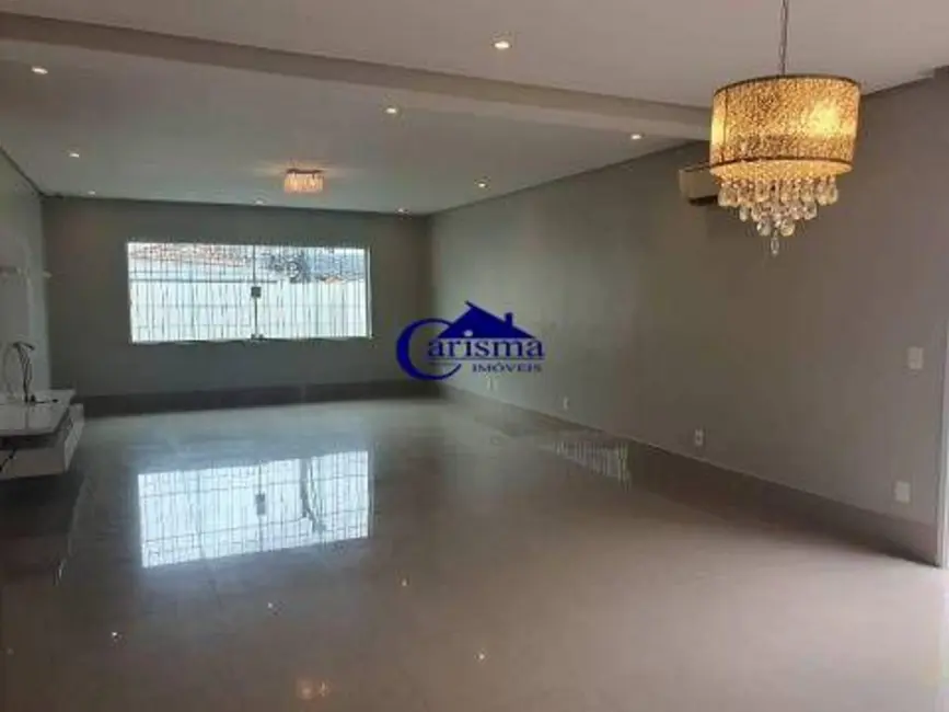 Foto 4 de Casa com 3 quartos para alugar, 220m2 em Campestre, Santo Andre - SP