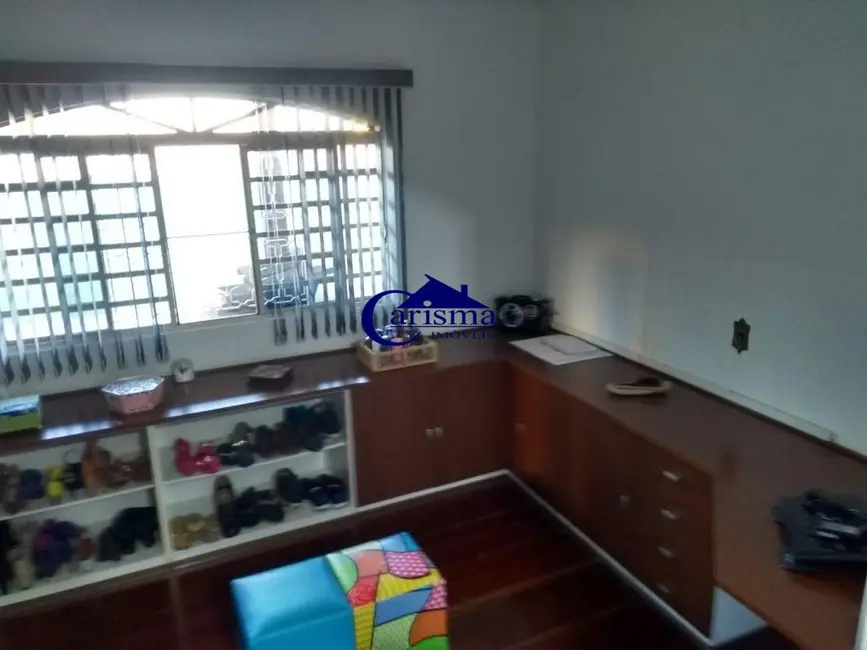 Sobrado com 3 quartos à venda, 196m2 em Jardim Irene, Santo Andre - SP - imagem 6 Foto 6 de Sobrado com 3 quartos à venda, 196m2 em Jardim Irene, Santo Andre - SP