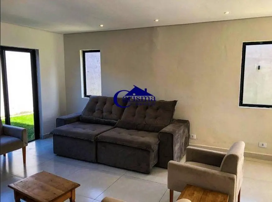 Sobrado com 6 quartos à venda, 300m2 em Balneário Praia do Pernambuco, Guaruja - SP - imagem 3 Foto 3 de Sobrado com 6 quartos à venda, 300m2 em Balneário Praia do Pernambuco, Guaruja - SP