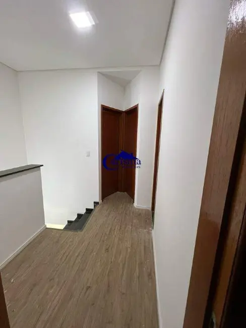 Sobrado com 3 quartos à venda, 115m2 em Santo Andre - SP - imagem 6 Foto 6 de Sobrado com 3 quartos à venda, 115m2 em Santo Andre - SP