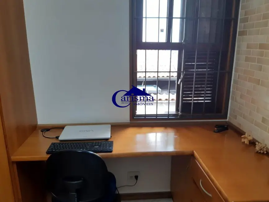 Foto 6 de Sobrado com 3 quartos à venda, 160m2 em Santa Maria, Santo Andre - SP