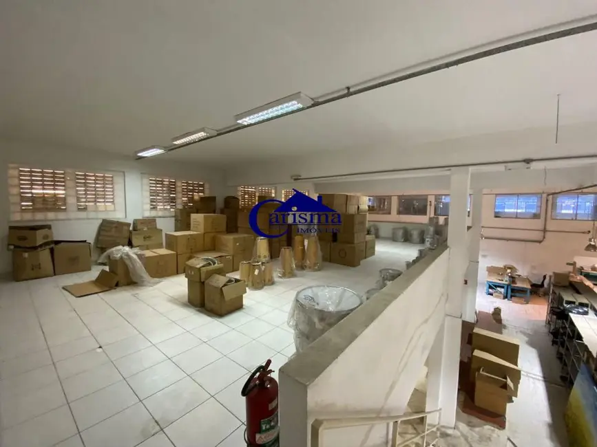 Foto 2 de Armazém / Galpão à venda, 1050m2 em Jardim Pereira Leite, São Paulo - SP