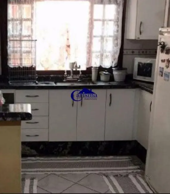 Sobrado com 3 quartos à venda, 215m2 em Parque das Nações, Santo Andre - SP - imagem 8 Foto 8 de Sobrado com 3 quartos à venda, 215m2 em Parque das Nações, Santo Andre - SP