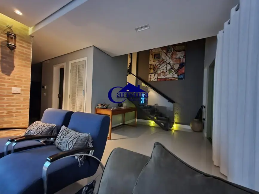 Foto 6 de Sobrado com 3 quartos à venda, 241m2 em Sao Bernardo Do Campo - SP