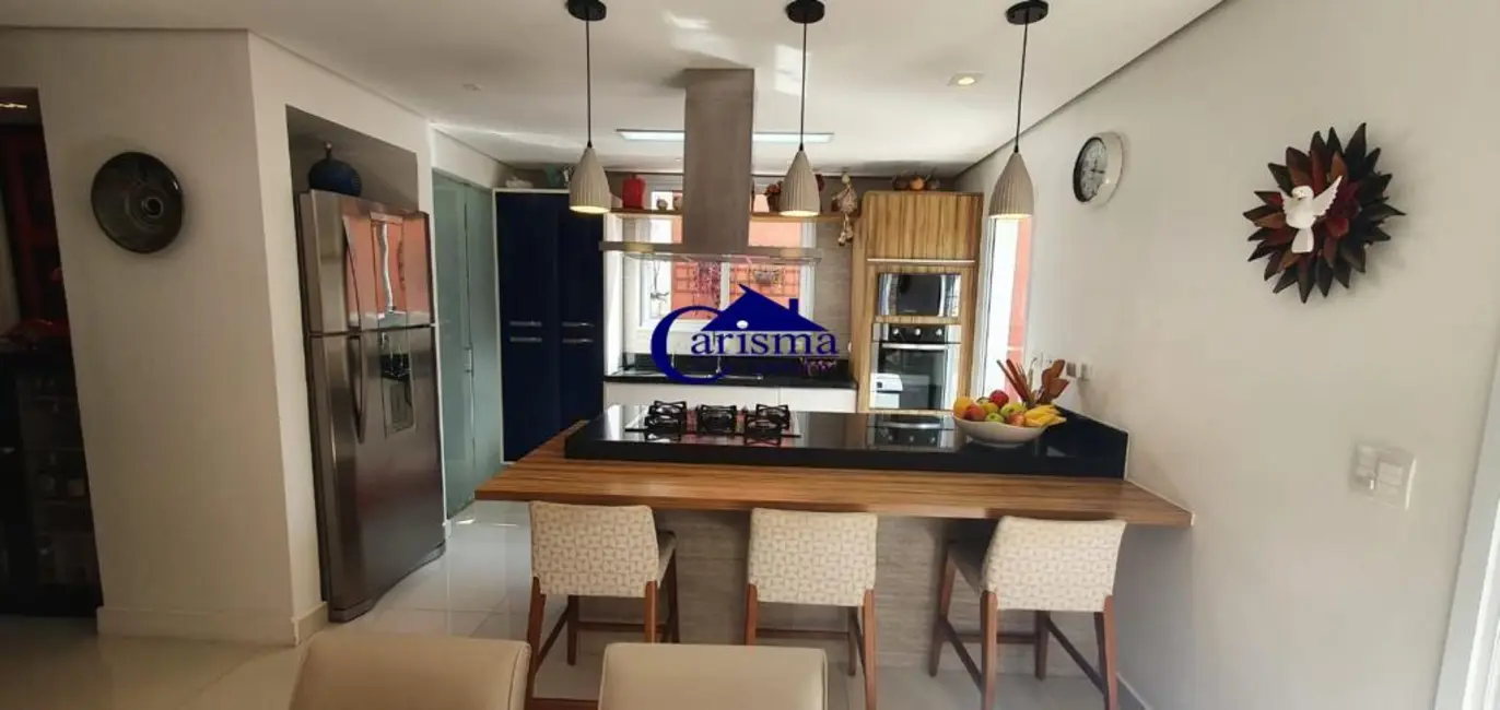 Foto 9 de Sobrado com 3 quartos à venda, 241m2 em Sao Bernardo Do Campo - SP