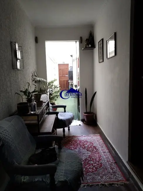 Sobrado com 3 quartos à venda, 166m2 em Jardim Las Vegas, Santo Andre - SP - imagem 4 Foto 4 de Sobrado com 3 quartos à venda, 166m2 em Jardim Las Vegas, Santo Andre - SP