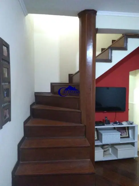 Sobrado com 3 quartos à venda, 166m2 em Jardim Las Vegas, Santo Andre - SP - imagem 8 Foto 8 de Sobrado com 3 quartos à venda, 166m2 em Jardim Las Vegas, Santo Andre - SP