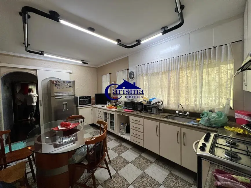 Foto 4 de Sobrado com 2 quartos à venda, 220m2 em Campestre, Santo Andre - SP