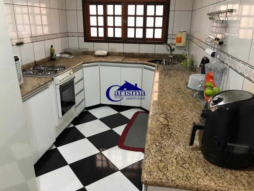 Foto 4 de Sobrado com 3 quartos à venda, 258m2 em Vila Valparaíso, Santo Andre - SP