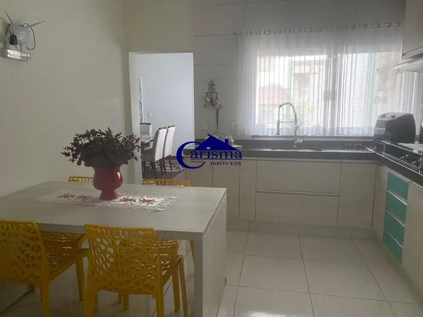 Foto 3 de Casa com 3 quartos à venda, 324m2 em Vila Scarpelli, Santo Andre - SP