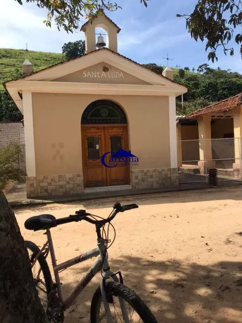 Chácara com 3 quartos à venda, 200m2 em Monte Alegre Do Sul - SP - imagem 3 Foto 3 de Chácara com 3 quartos à venda, 200m2 em Monte Alegre Do Sul - SP