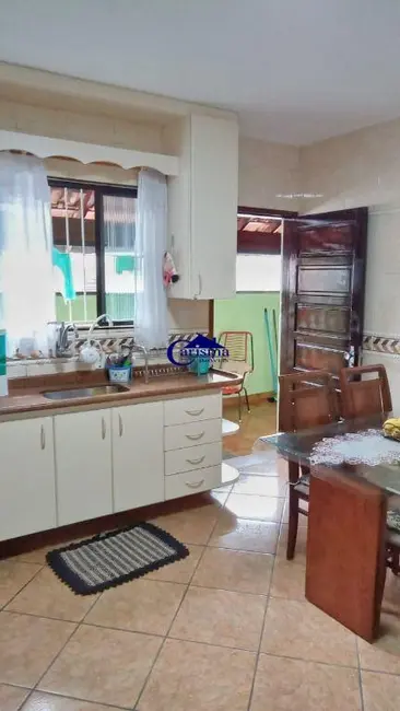 Foto 4 de Casa com 3 quartos à venda, 168m2 em Vila Luzita, Santo Andre - SP