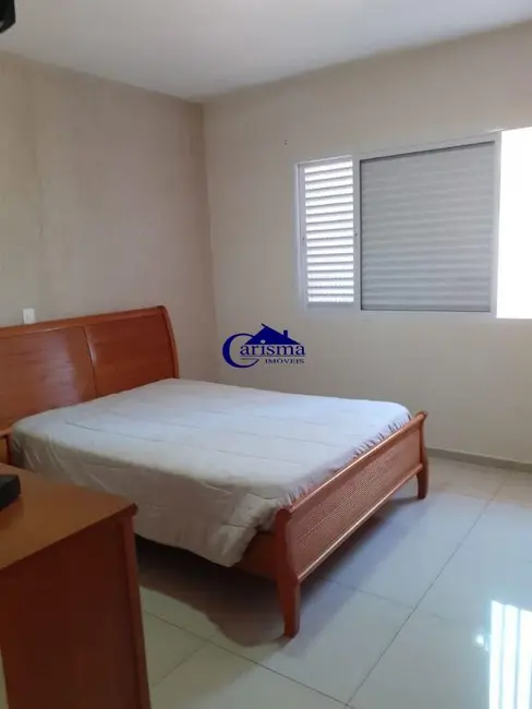 Foto 9 de Sobrado com 3 quartos à venda, 145m2 em Vila Humaitá, Santo Andre - SP