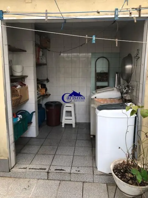 Casa com 2 quartos à venda, 111m2 em Santo Andre - SP - imagem 2 Foto 2 de Casa com 2 quartos à venda, 111m2 em Santo Andre - SP