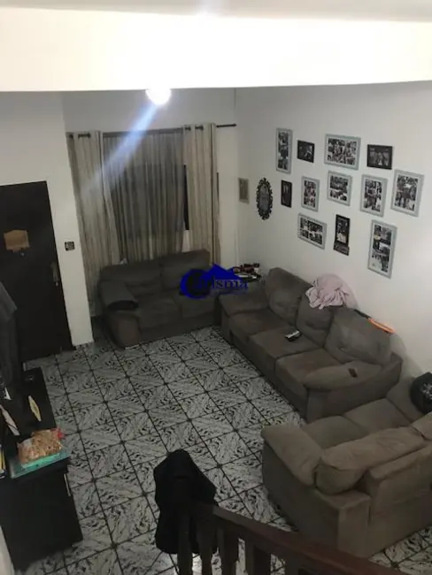 Foto 1 de Sobrado com 4 quartos à venda, 225m2 em Jardim Cristiane, Santo Andre - SP