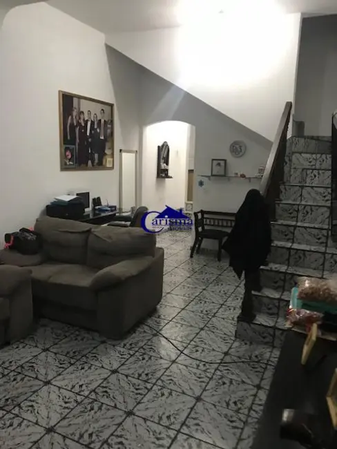 Foto 2 de Sobrado com 4 quartos à venda, 225m2 em Jardim Cristiane, Santo Andre - SP
