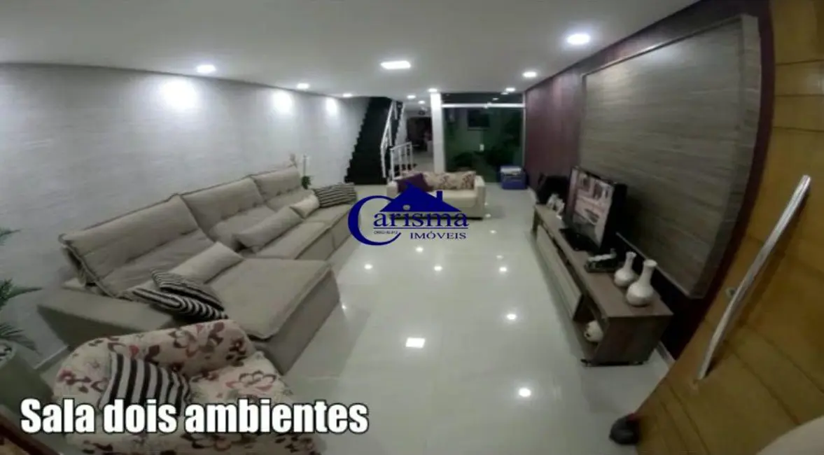 Foto 1 de Sobrado com 3 quartos à venda, 250m2 em Vila Assunção, Santo Andre - SP
