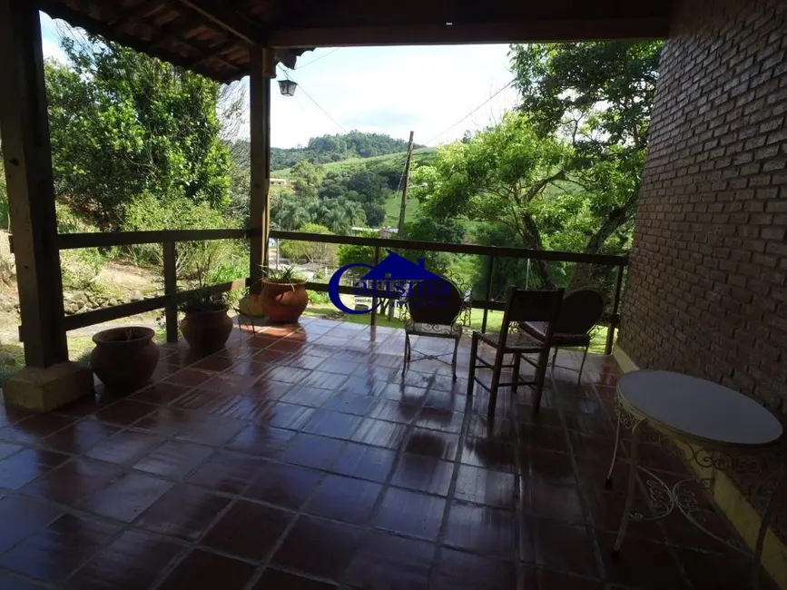 Foto 1 de Chácara com 3 quartos à venda, 160m2 em Pinhalzinho - SP