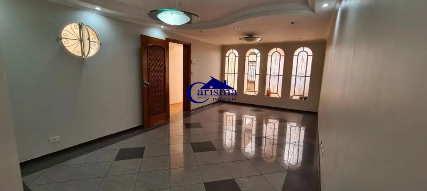 Foto 1 de Sobrado com 3 quartos à venda, 182m2 em Jardim, Santo Andre - SP