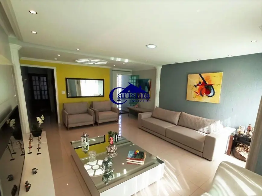 Foto 1 de Sobrado com 3 quartos à venda, 207m2 em Campestre, Santo Andre - SP