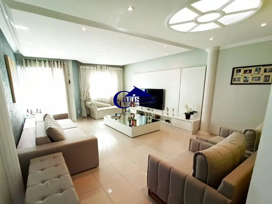 Foto 2 de Sobrado com 3 quartos à venda, 207m2 em Campestre, Santo Andre - SP