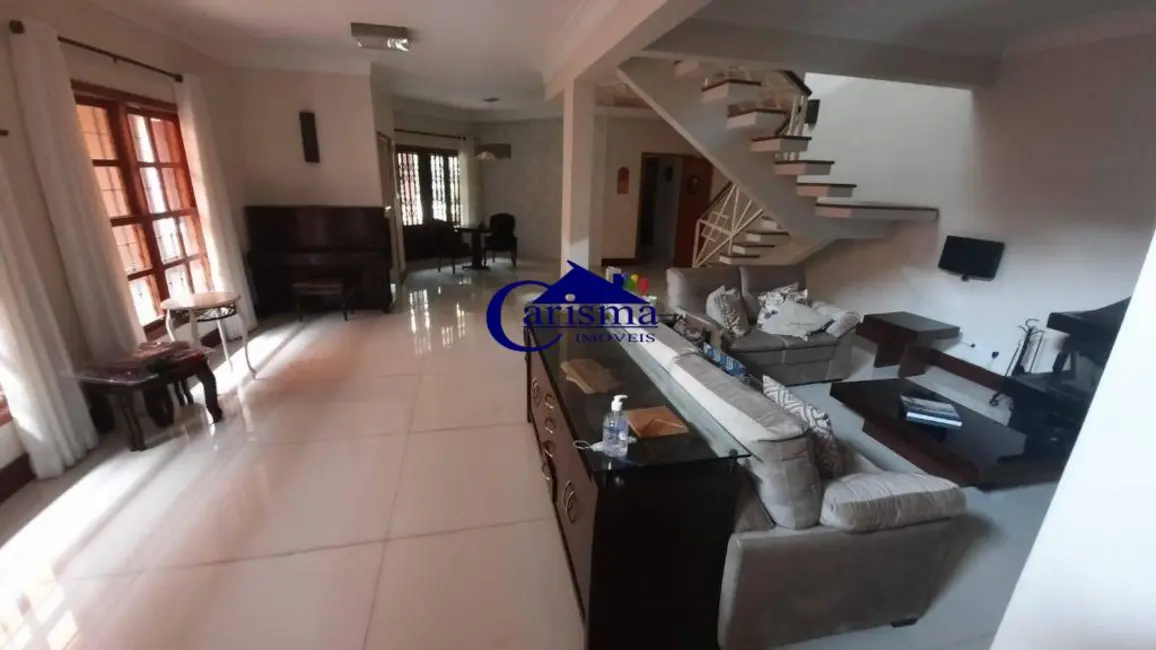Foto 1 de Sobrado com 3 quartos à venda, 320m2 em Jardim Bela Vista, Santo Andre - SP