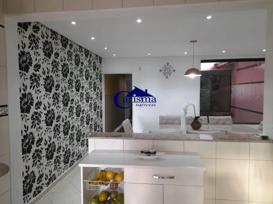 Foto 1 de Sobrado com 4 quartos à venda, 262m2 em Vila Alto de Santo André, Santo Andre - SP