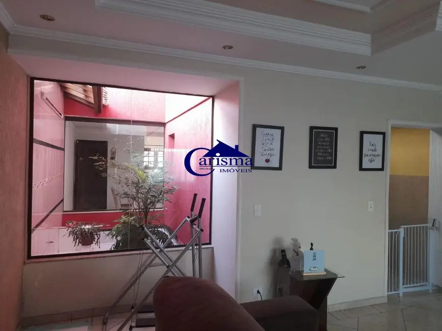 Foto 5 de Sobrado com 4 quartos à venda, 262m2 em Vila Alto de Santo André, Santo Andre - SP