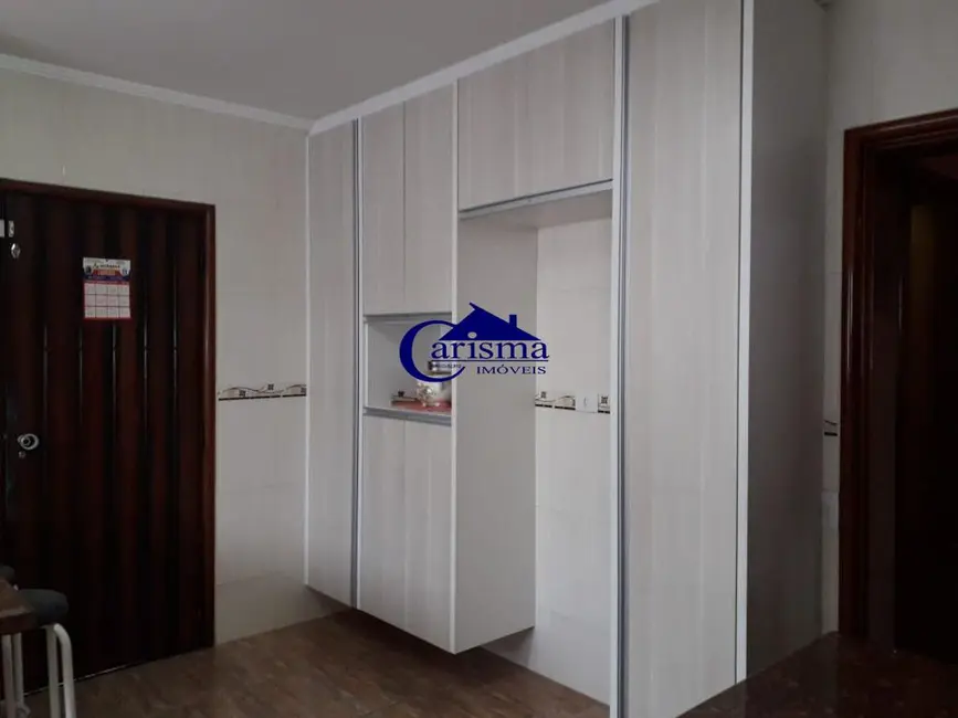 Sobrado com 4 quartos à venda, 300m2 em Parque Erasmo Assunção, Santo Andre - SP - imagem 8 Foto 8 de Sobrado com 4 quartos à venda, 300m2 em Parque Erasmo Assunção, Santo Andre - SP