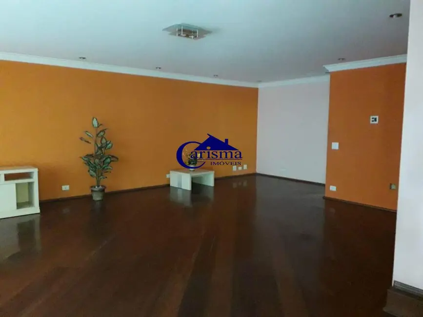 Sobrado com 4 quartos à venda, 300m2 em Parque Erasmo Assunção, Santo Andre - SP - imagem 4 Foto 4 de Sobrado com 4 quartos à venda, 300m2 em Parque Erasmo Assunção, Santo Andre - SP