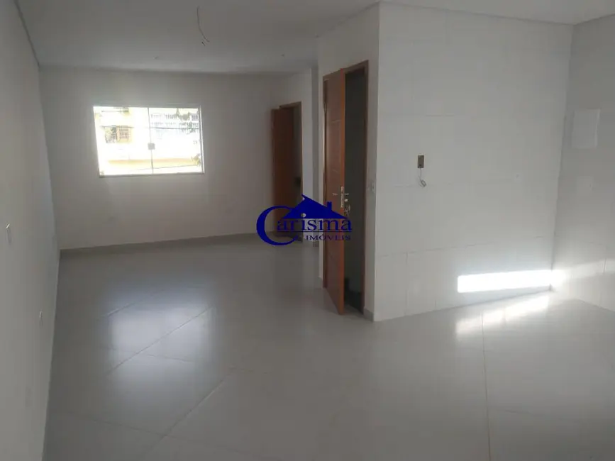 Foto 1 de Sobrado com 2 quartos à venda, 108m2 em Vila Vitória, Santo Andre - SP
