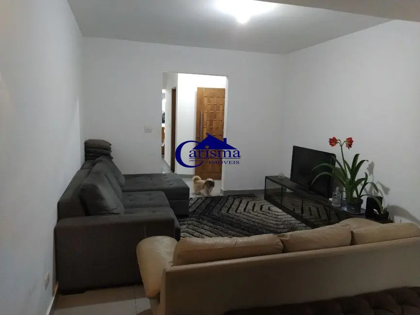 Sobrado com 4 quartos à venda, 289m2 em Parque Jaçatuba, Santo Andre - SP - imagem 3 Foto 3 de Sobrado com 4 quartos à venda, 289m2 em Parque Jaçatuba, Santo Andre - SP