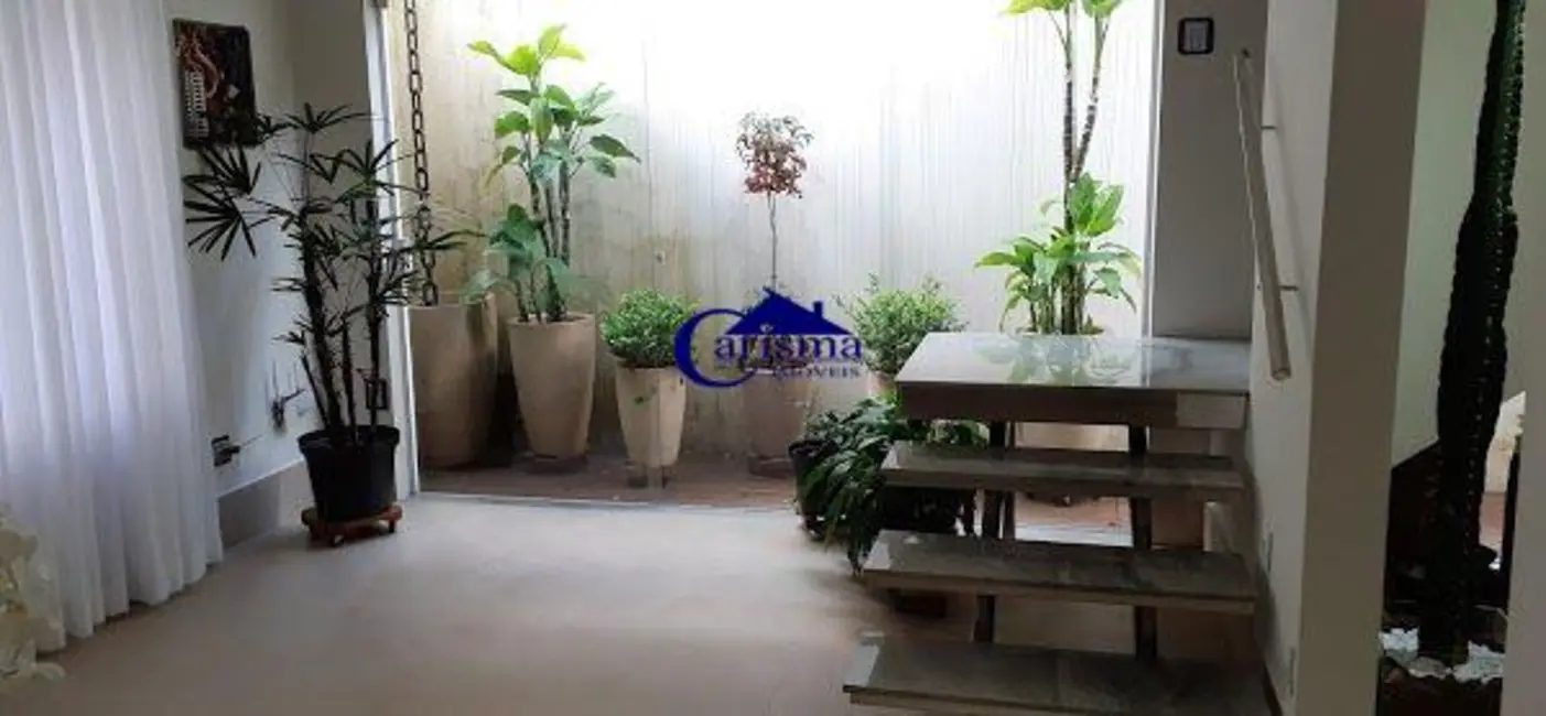 Foto 3 de Sobrado com 4 quartos à venda, 310m2 em Vila Assunção, Santo Andre - SP