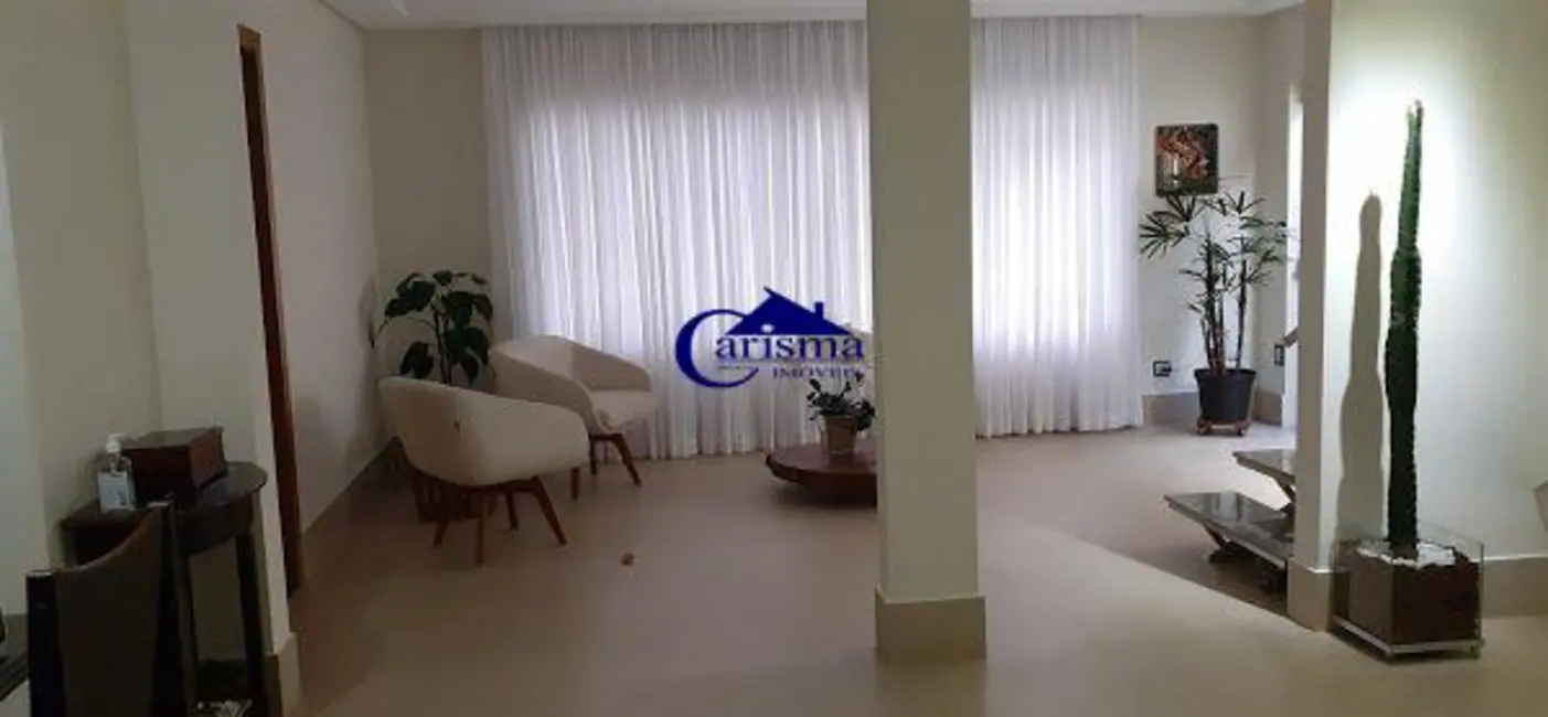 Foto 1 de Sobrado com 4 quartos à venda, 310m2 em Vila Assunção, Santo Andre - SP