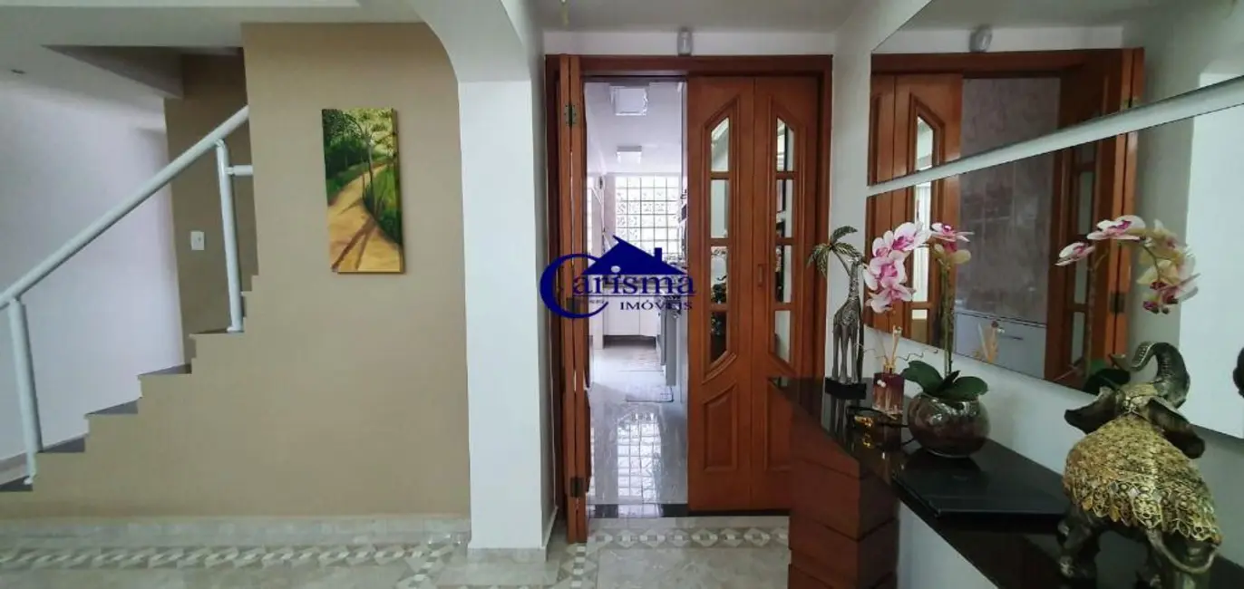 Foto 4 de Sobrado com 2 quartos à venda, 253m2 em Santa Maria, Santo Andre - SP