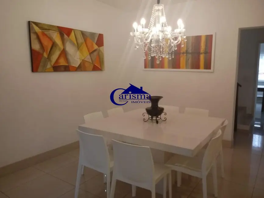 Sobrado com 4 quartos à venda, 329m2 em Santa Maria, Sao Caetano Do Sul - SP - imagem 7 Foto 7 de Sobrado com 4 quartos à venda, 329m2 em Santa Maria, Sao Caetano Do Sul - SP