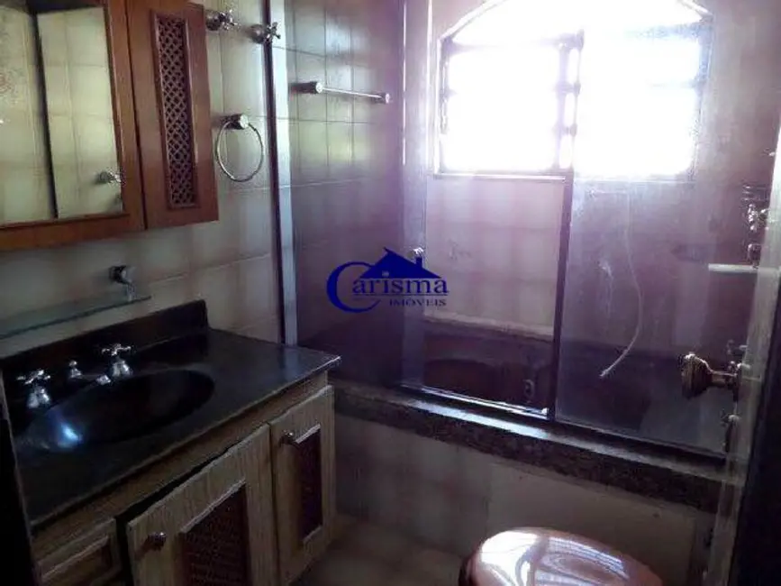 Sobrado com 4 quartos à venda, 224m2 em Vila Gilda, Santo Andre - SP - imagem 8 Foto 8 de Sobrado com 4 quartos à venda, 224m2 em Vila Gilda, Santo Andre - SP