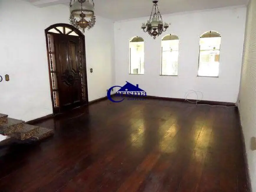 Sobrado com 4 quartos à venda, 224m2 em Vila Gilda, Santo Andre - SP - imagem 3 Foto 3 de Sobrado com 4 quartos à venda, 224m2 em Vila Gilda, Santo Andre - SP