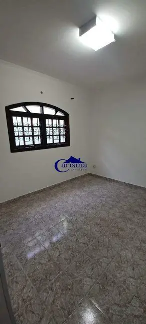 Sobrado com 3 quartos à venda, 218m2 em Jardim Las Vegas, Santo Andre - SP - imagem 5 Foto 5 de Sobrado com 3 quartos à venda, 218m2 em Jardim Las Vegas, Santo Andre - SP
