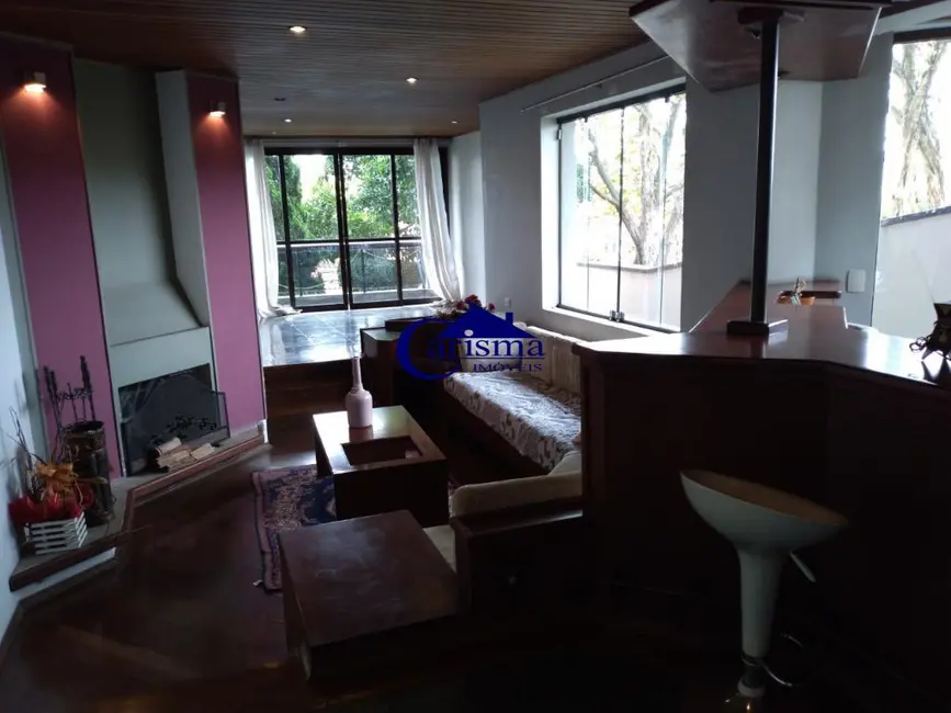 Sobrado com 4 quartos à venda, 496m2 em Campestre, Santo Andre - SP - imagem 3 Foto 3 de Sobrado com 4 quartos à venda, 496m2 em Campestre, Santo Andre - SP