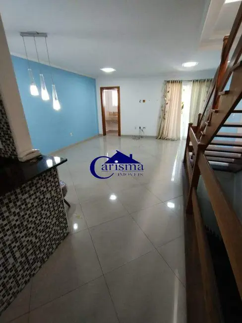 Foto 6 de Sobrado com 6 quartos para alugar, 183m2 em Vila América, Santo Andre - SP