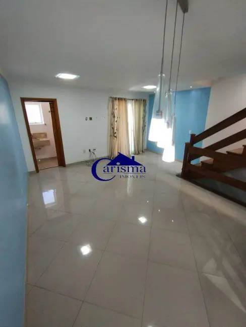 Foto 2 de Sobrado com 6 quartos para alugar, 183m2 em Vila América, Santo Andre - SP