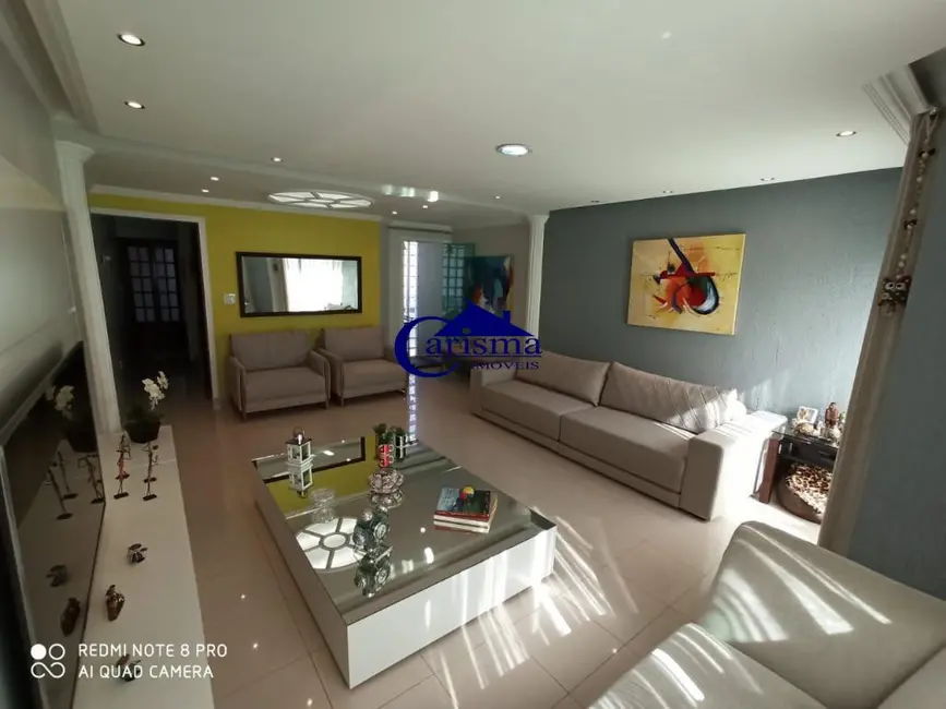 Foto 4 de Sobrado com 3 quartos para alugar, 207m2 em Campestre, Santo Andre - SP