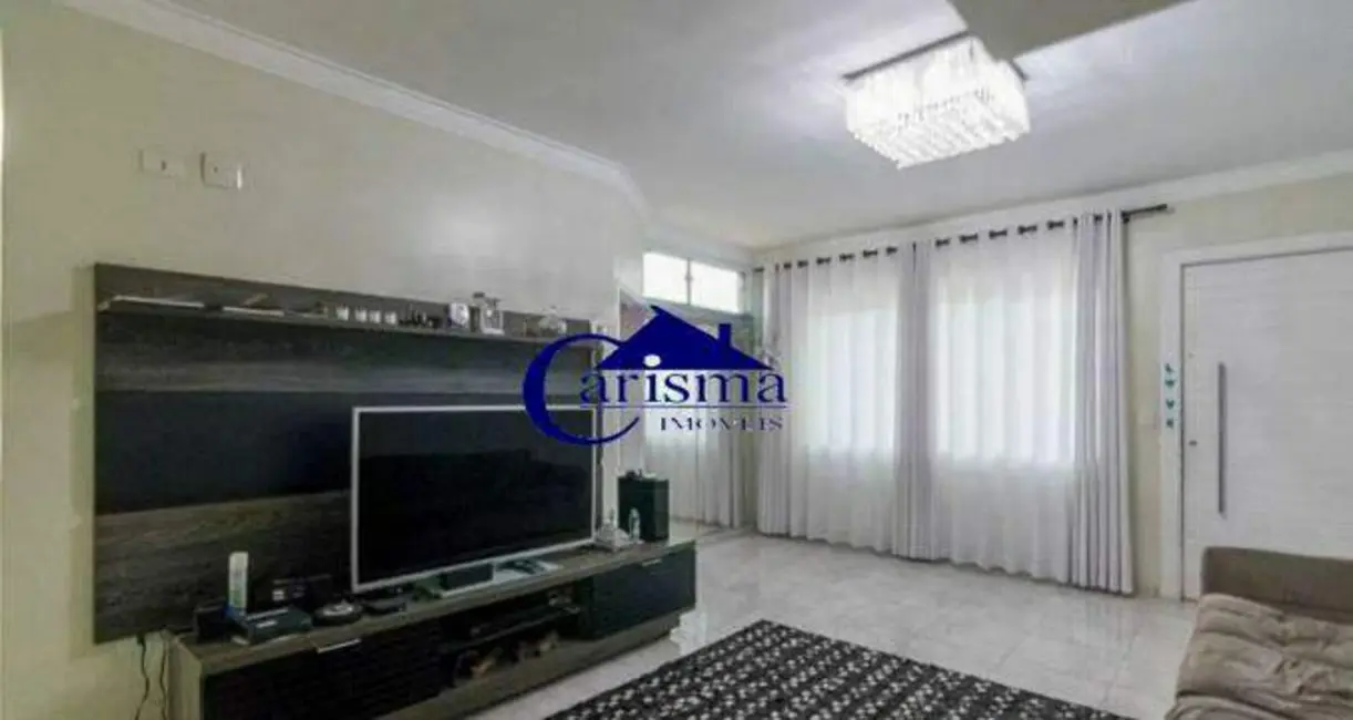 Foto 2 de Sobrado com 3 quartos para alugar, 266m2 em Vila Alzira, Santo Andre - SP