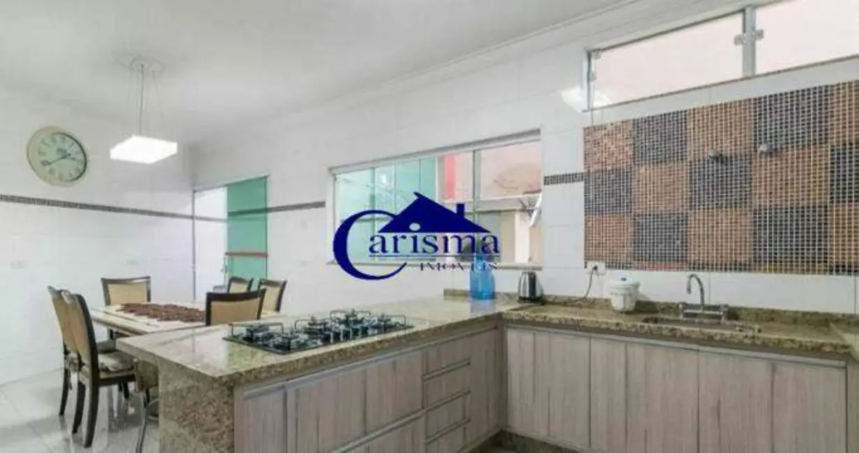 Foto 5 de Sobrado com 3 quartos para alugar, 266m2 em Vila Alzira, Santo Andre - SP